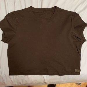 Alphalete Lux Crop - Black